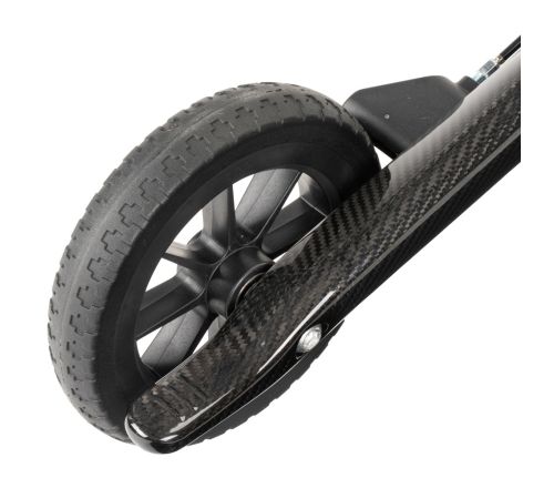 MultiMotion Carbon rollator carbon - ingezoomd op stoephulp