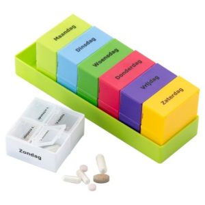 MultiMotion Pillendoos tafelmodel (met het bakje van zondag er naast)