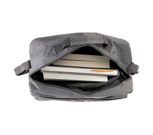 MultiMotion rolstoeltas van boven gefotografeerd met de rits open